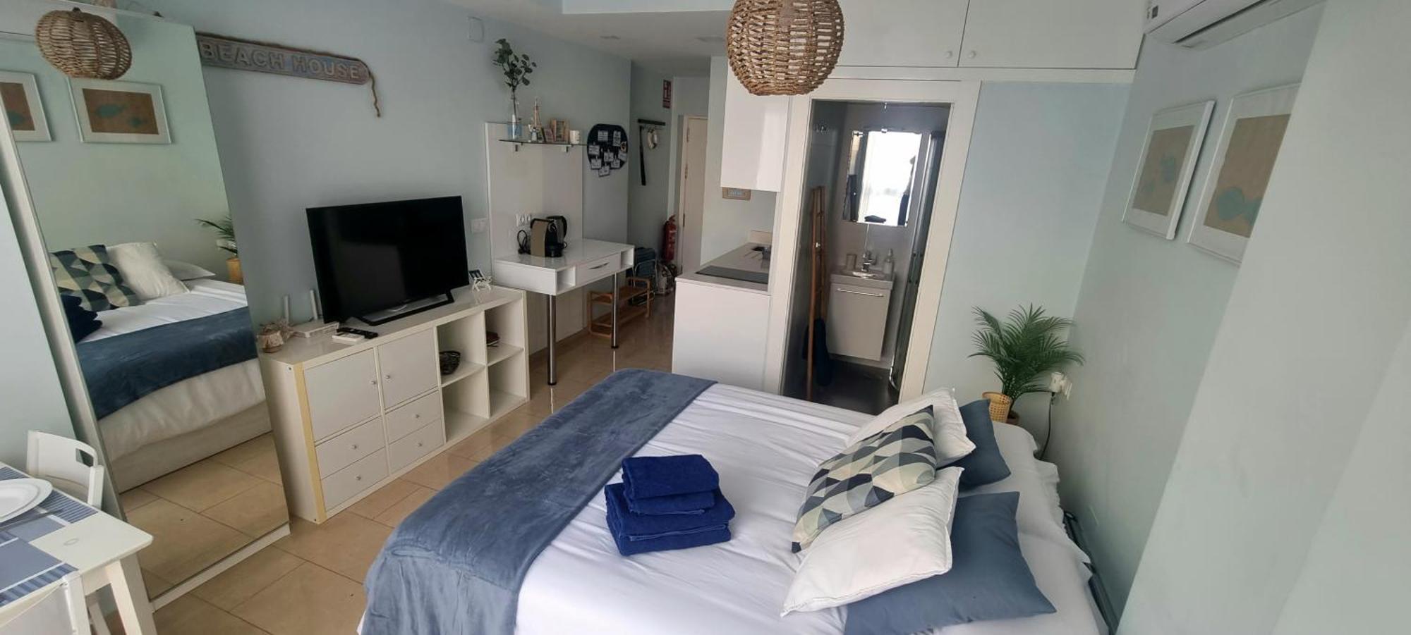 Beach House Apartment, Playa Malagueta Málaga Buitenkant foto